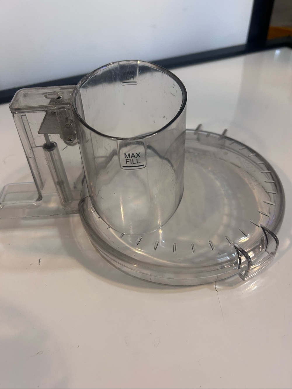 Cuisinart Prep 11 Plus Food Processor Replacement Lid Cover DLC-2011-WBC READ!